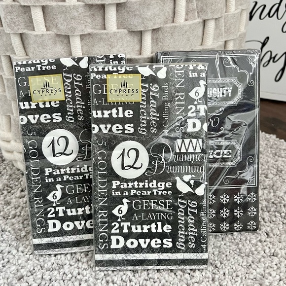 Three PKGS of Christmas Paper Napkins Black & White SEALED - Picture 7 of 11